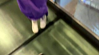 i meet a fan at the mall and he invites me to what i like