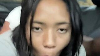 I suck the drivers huge dick to pay for the trip -amateur couple- nysdel