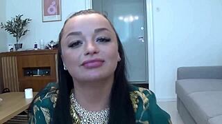 Saudi Woman Meets Black Client