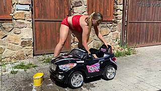 busty milf lenushka doll squirts hard in the car 😍