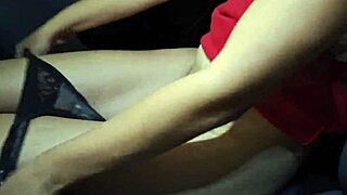 Esposa Se Exibe Sem Calcinha Em Público