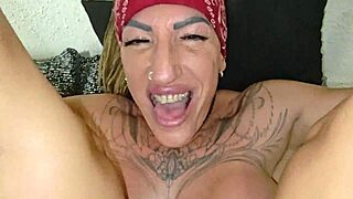 I Get Fucked By My Neighbor Whom I Meet In The Elevator And He Fills My Mouth With His Cum