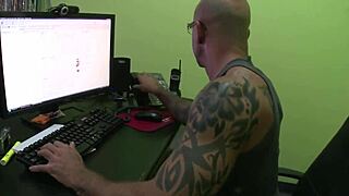 Amateur Quickie Fucking And Moaning In Office