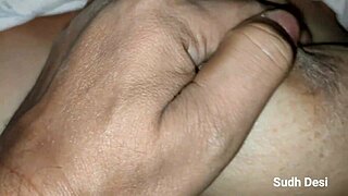 Desi Bhabhi Fingers Pussy and Inserts Pen Deep!