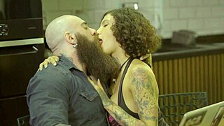 Tattooed Rocker Pounds Big Ass Girlfriend's Juicy Holes Hard