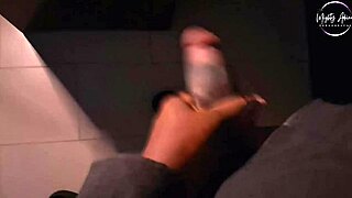 HOT TEEN 18+ MOANS LOUD SOLO IN HOTEL WITH MUSCULAR BODYBUILDER VIBE!