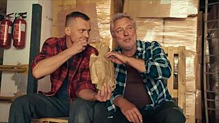 Suggestive daddy pounds skinny reverse cowgirl on sofa cheating ride