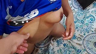 Hijastro barcelonista fucks coketa madrastra emelecista who wins the match?