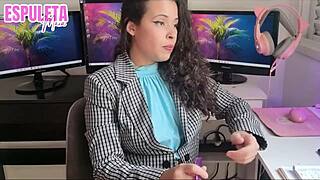 hey espuleta maia calls you to her office for dirty joi punheta guiada