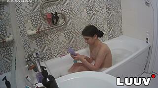 Luuv Vilika Exposes Shaved Tits in Late-Night Bath Show!
