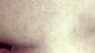 बड़ी चूचियों वाली एशियन की गांड बाहर खुले में चुदाई एशियन चाटने की दीवानगी