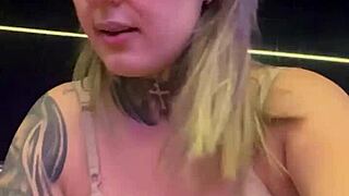 damn that sweaty gym wife dripping wet pussy down her legs maromba can't stop staring