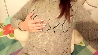 Leaked intimate video of Argentinian nympho stepdaughter fingering to orgasm for her excited friends