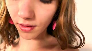 pretty brunette amateur blows and hands for sticky facial in casting interview 😘💦