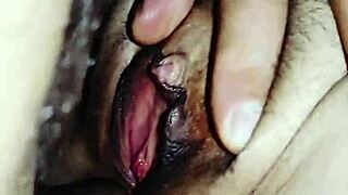 wanna see this mature ass stretched wide and pounded beautifully?