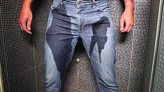 Guy Boldly Pees in Jeans for Explosive Cumshot Finish