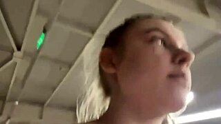 chubby teen fingers fat pussy hardcore during public outdoor workout