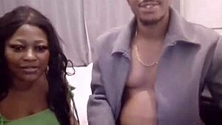 Nigarchrist update 1414: Petal's shaved pussy reveal?