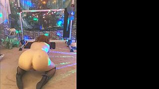 Wanna see hotwife steffi dance then spread wide open?