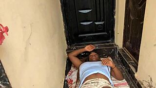 Sex-Starved Doctor Pounds Big Ass Patient in Hospital Checkup!