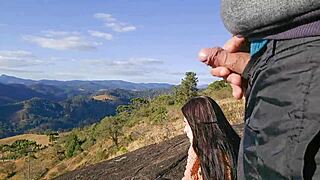 BIG COCK GUIDE FLASHES TOURIST MOUNTAIN RIDE
