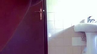 heart races in wet tub as pussy creams so intensely