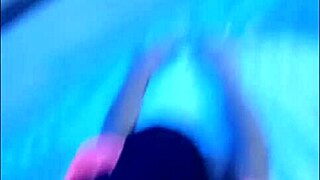 Arab Housewife Anal Fucked in Heels with Deep Blowjob and Niqab Strip!