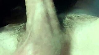 Who wants this throbbing cumshot in mouth from elivalove?