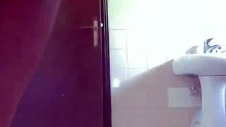 heart races in wet tub as pussy creams so intensely