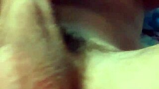 Who wants this throbbing cumshot in mouth from elivalove?