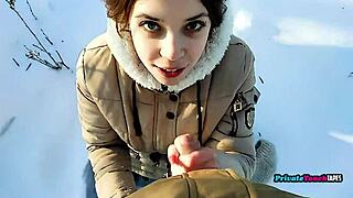 Russian stepsis outdoor blowjob is my absolute fave 😍🍆