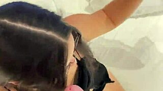 sempre falei q o q a debora prado faz com meu pau é bruxaria ela se vestiu de bruxinha pra engolir td!!