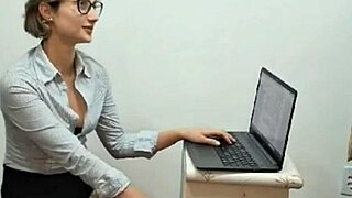 Sadira's amateur latina interview session