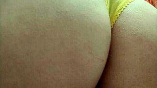 uhh follando a mi hermanastra latina madura con su culo grande en la casa... que rico!