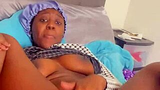 Alliyah Alecia Scott's Tight 18+ Pussy Teases with Soft Hairy Lips