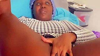 Alliyah Alecia Scott's Tight 18+ Pussy Teases with Soft Hairy Lips