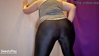 chubby bbw milf soaks leggings with pee in homemade fetish clip