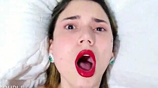 Fotze war geil, aber Schlampe braucht Arsch-Ausfickung und heißes Sperma-Bad