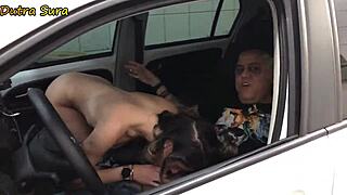 fui trocar óleo do carro e acabei pagando com a buceta sem parar de foder