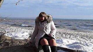 whoa fat milf hikes skirt outdoors pissing and flashing hairy pussy