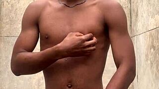 Amateur dude's soapy dick massage in shower almost busted