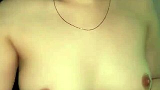 Gym buddy couple rides to cute cumshots with young girlfriend