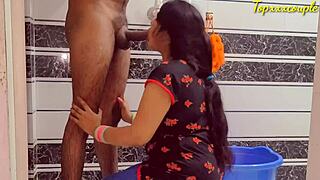 hot desi bhabhi bathroom painful rough fuck by hubby, ouch that hurts so good 😩💦🔥