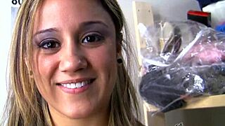 Want Lynn Love's dirty talk while she shakes her big ass and masters that head game blowjob?