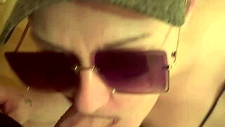 she gulps deepthroat oral in homemade sexy throat session