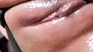 Brunette housewife squirts hard masturbating for mexican fan