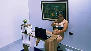 uhh latina babe sucks my thick dick so sloppy and deep