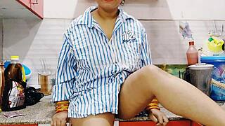 Delhi Stepsis Takes Brother's Monster Cock In Kitchen Pussy Pound