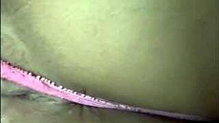 mmm que rico masturbating my wet pussy with this thick dildo 😍💦🔥