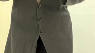 Sexy Hijab Secretary's Hot Video Tease To Boss!